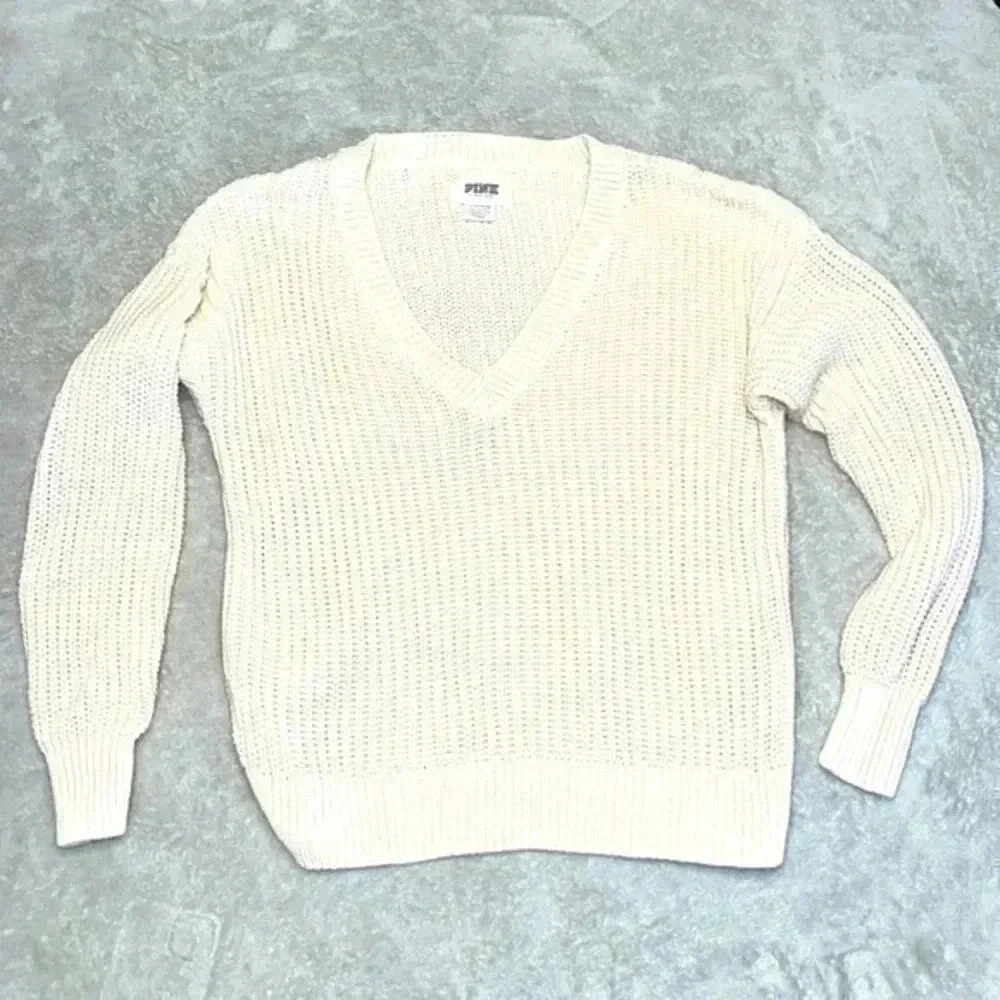 Victoria's Secret Pink V-neck shaker knit sweater Small